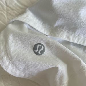 lululemon athletica White Speed Up Shorts, 4-inch, Size 4